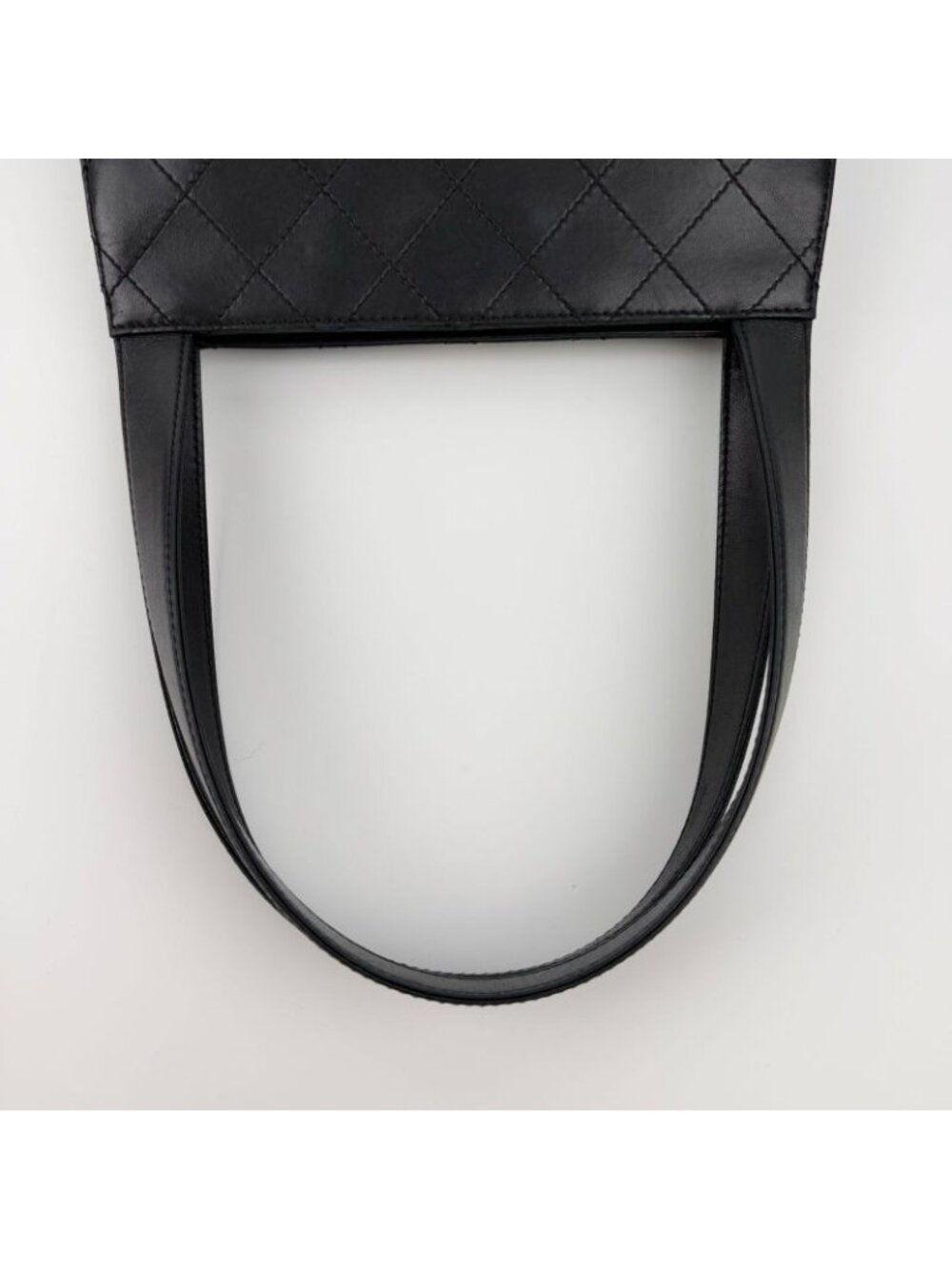 Chanel CC Logo Quilted Tote Black Leather No 5 Vintage - Picture 13 of 16